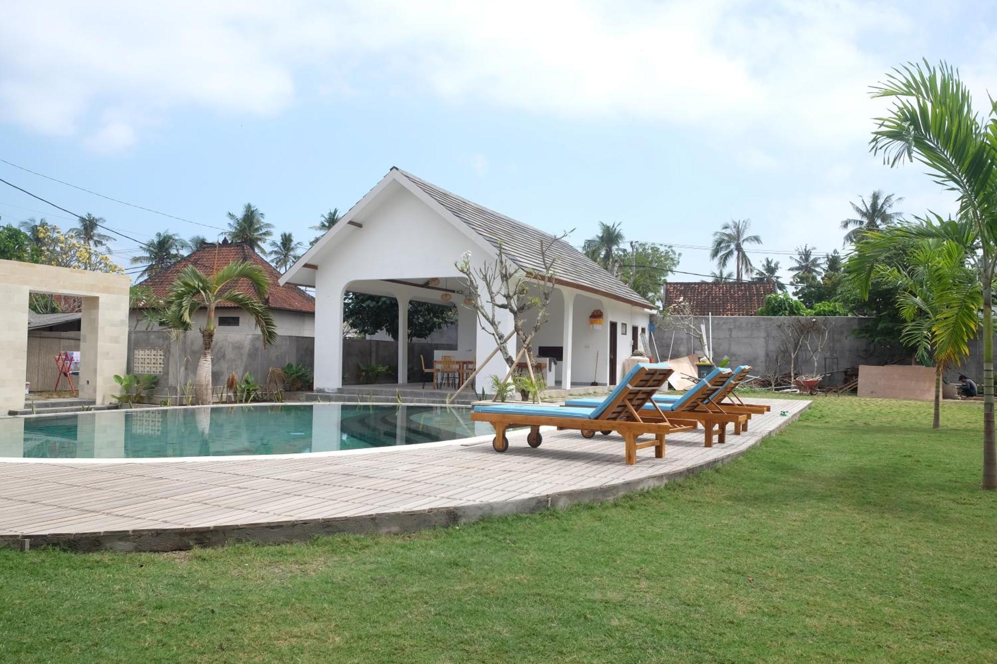 Hotel Dipenida Bali à Batununggul Extérieur photo